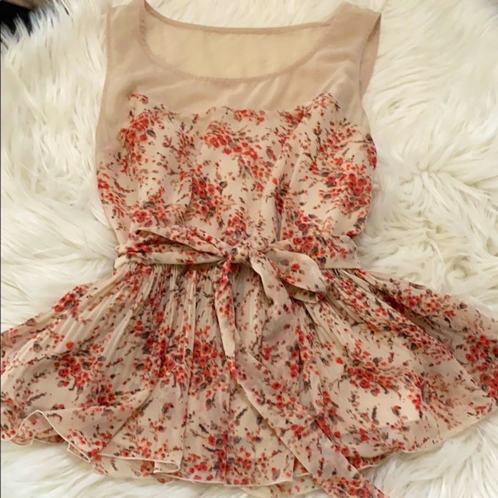 Sleeveless floral blouse